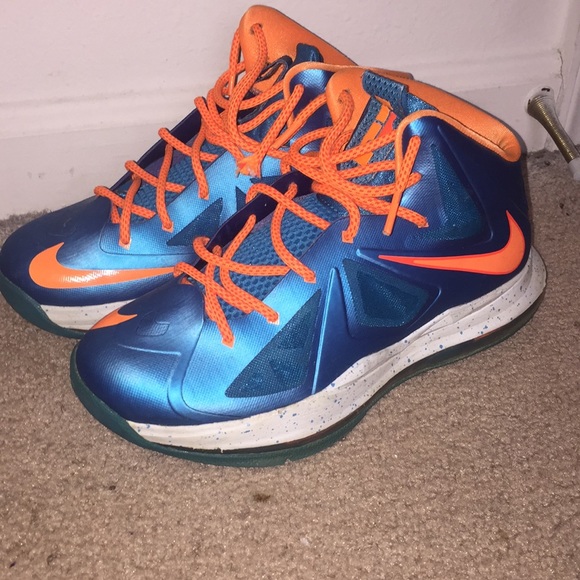 Nike Lebron X - Picture 1 of 5